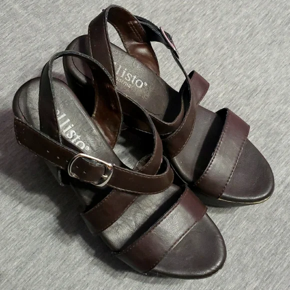 Y2K Early 2000's Callisto Strappy Chocolate Brown Faux Leather Wedge Heels - Picture 5 of 17